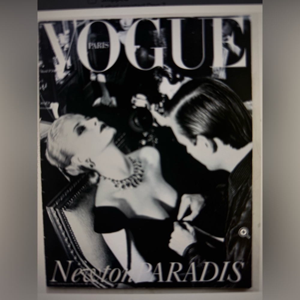 Magazine Vogue Paris Supplement 846 Special Helmut Newton Avril 2004